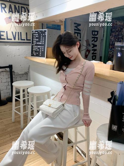 91吃瓜网 观看热闹:91吃瓜网今日给你送上最生猛的瓜!(保温杯里泡茶的那种热!)