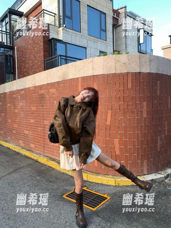 www.51 无意登录了“www.51cg1.fun”,好吧,干脆在瓜海里畅游吧!