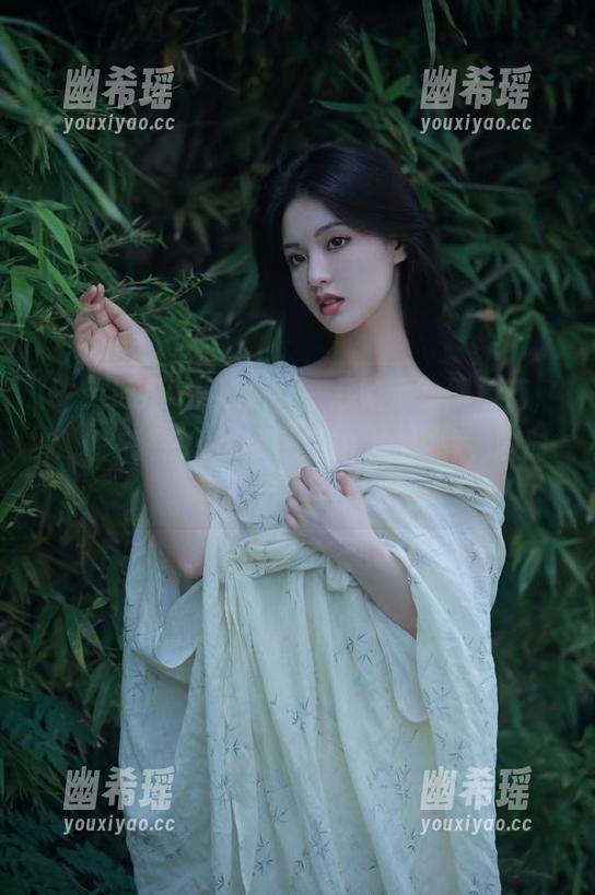 一起吃瓜 直达!“一起吃瓜”网蘑菇,我现在就在wonderland的边缘,随时可能开花结果。