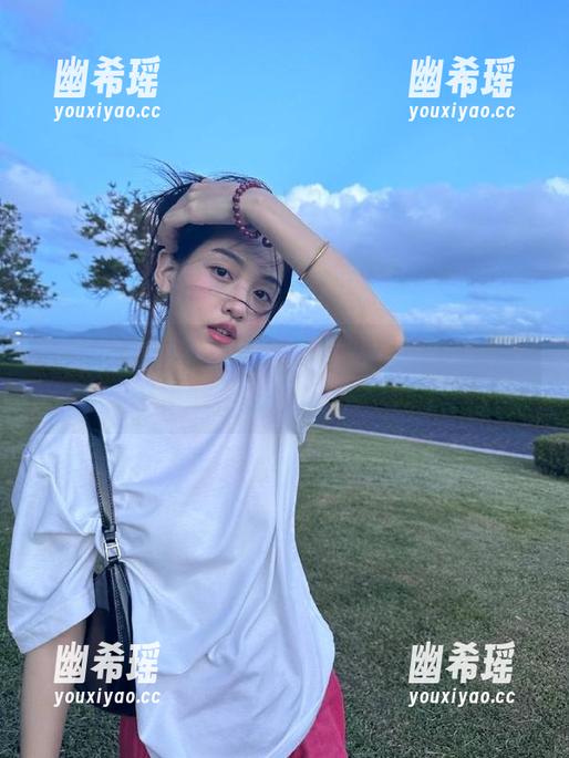 你敢下载吃瓜91cgg吗？警告：瓜多到你肚子会撑!