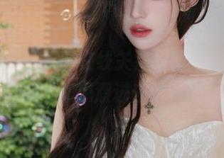 吃瓜网在线关注：朝阳的热闹，搞得我都想溜进去瞅一眼。