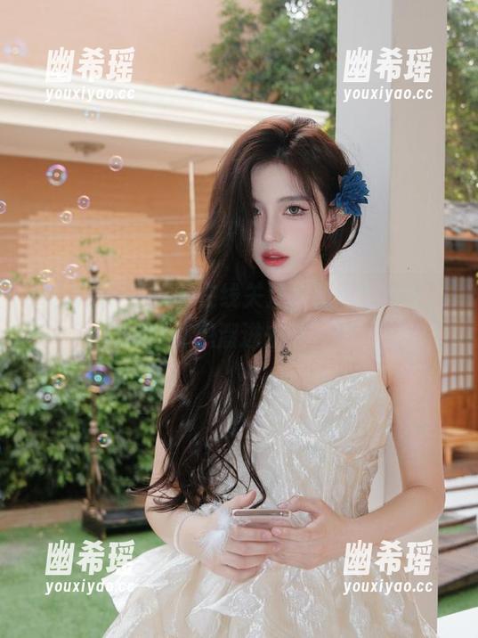 吃瓜网在线关注：朝阳的热闹，搞得我都想溜进去瞅一眼。