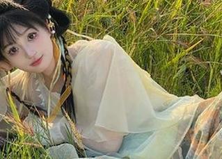 吃瓜网页版app：当黑料遇上狂热吃瓜群众，结果就是大戏上演！