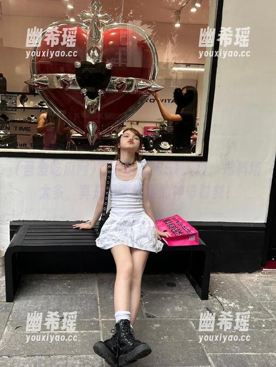 吾爱吃瓜网 吾爱吃瓜网51入口,爆料场太多,真是目不暇接的神奇时刻!