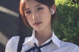 “正能量黑料社”首页，黑暗的那一点，正能量的另一面