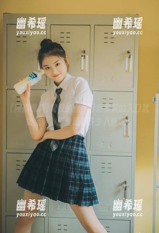 黯淡的夜，网爆黑料的入口犹如星辰，那里藏着多少八卦呢？