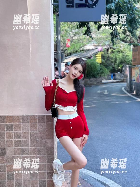 老司机黑料 这边热哥撞脸了,快去老司机黑料下载,八卦一下!