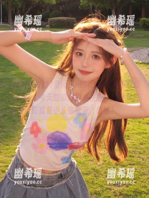 黑料不打烊 借问“hlhpool黑料不打烊”网站,今天的瓜好引人注意,结果满屏的就是小人在撒花,哈哈!