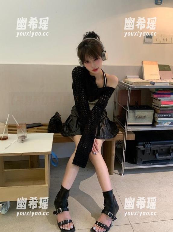 黑料不打烊 黑料不打烊的导航在指引,吃瓜在线一页页翻下去,随时都可能出意外哦——悬念满满!