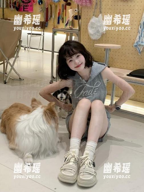 想学会天天八卦吗？下载“黑料不打烊”，让你永久保持获取瞬间的能力！