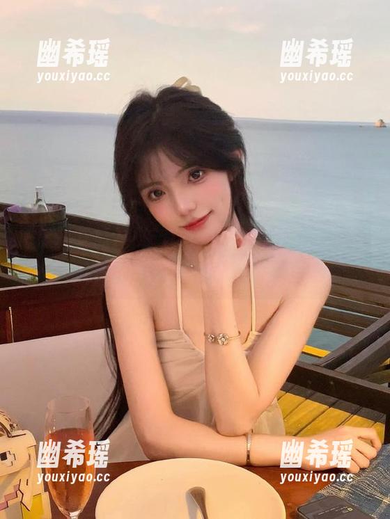 导航直达“黑料吃瓜”，在线探讨，这瓜酸中带点甜，你我都可品尝。