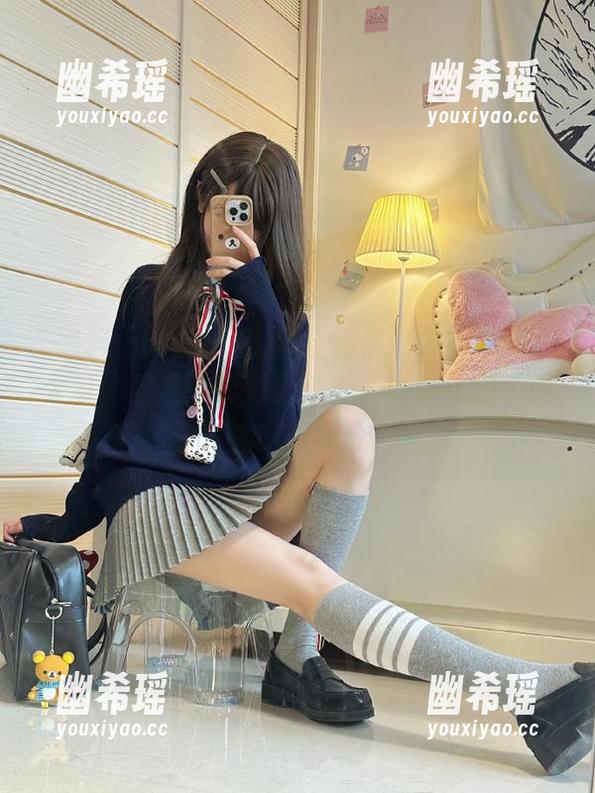 “黑料正能量”发布的今日大瓜，居然让我对人性有了新的认识…唉，果然是吃瓜不分日常。