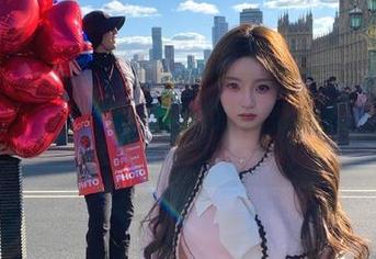 在黑料福利中，永不迷路，今天又是哪个瓜跟着我呢？